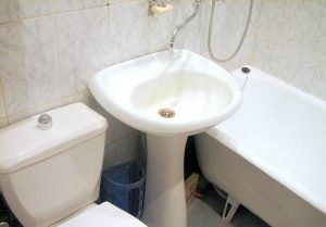 Установка раковины тюльпан в ванной в Коврове